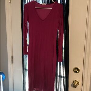 Fantastic Fawn Long Sleeve V-Neck Bodycon Dress - Berry